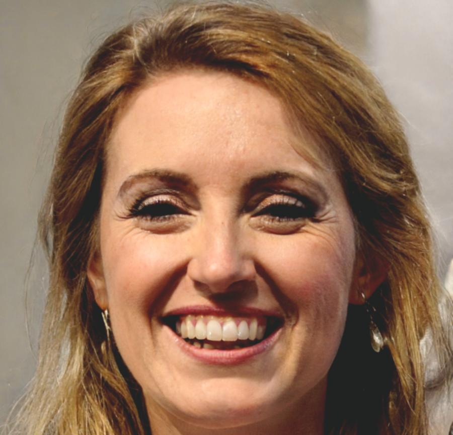 Photo d'Aurélie Blanchard, spécialiste en optimisation financière